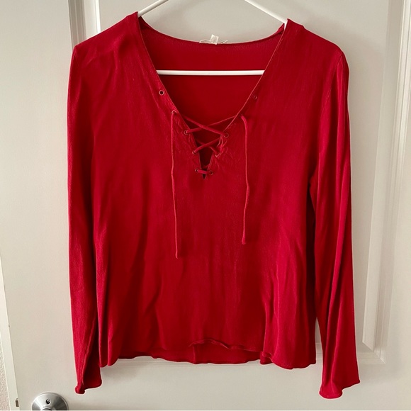 Aritzia Wilfred Red Blouse - Picture 2 of 6